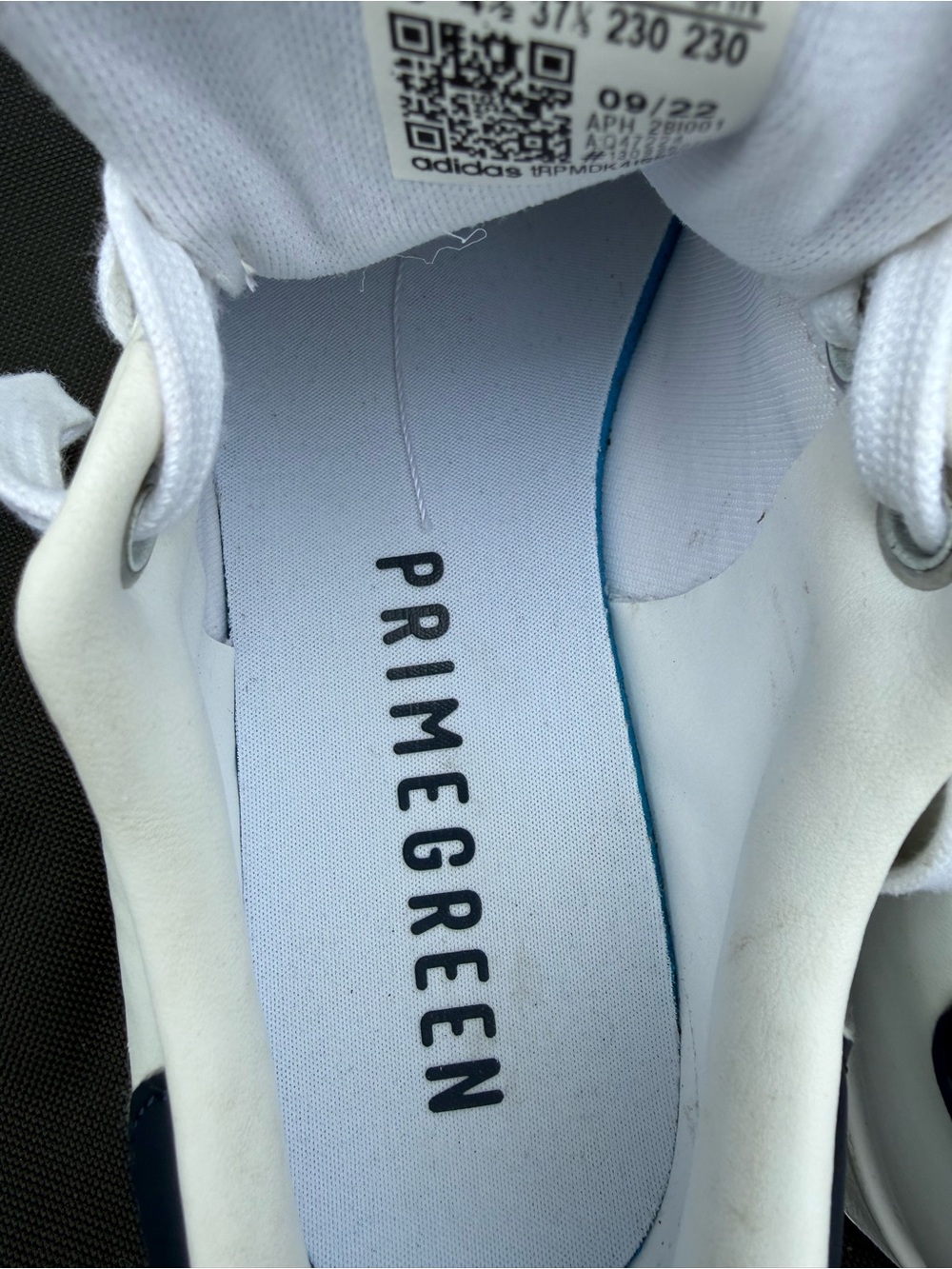 adidas Classic White Stan Smith Sneakers - Picture 4 of 7